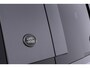 Land Rover Defender 110 D200 SE | Luchtvering | ClearSight | 360° Camera | Meridian | Stoel+Stuurverwarming
