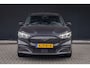 Ford Mustang Mach-E Extended First Edition AWD 98 kWh | Leder | Adaptieve cruise | Full LED | Elec. stoel incl. geheugen | Elec. achterklep| Dodehoek detectie | 360-camera | Stoel / stuurverwarming