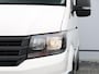 Volkswagen Crafter 35 2.0 TDI 140pk L3H3 Comfortline | Navigatie | Airco | Cruise control | Camera | App connect | DAB + | PDC V + A | Bijrijdersbank | Trekhaak | RVS Imperial en Trap | Betimmering |
