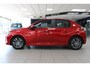 Peugeot 208 1.2 PureTech Allure | Airco | Cruise control | Carplay | Navi | Parkeer sensoren | Stoelverwarming