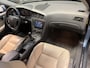 Volvo V70 2.5T LPG 3 LEDER ELK. VERSTELBARE BESTUURDERSSTOEL CRUISE CONTROL CLIMATE CONTROL BLUETOOTH TELEFOON 17" LICHTMETALEN VELGEN AFN. TREKHAAK ZEER MOOI !!