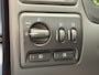 Volvo V70 2.5T LPG 3 LEDER ELK. VERSTELBARE BESTUURDERSSTOEL CRUISE CONTROL CLIMATE CONTROL BLUETOOTH TELEFOON 17" LICHTMETALEN VELGEN AFN. TREKHAAK ZEER MOOI !!