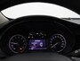 Opel Mokka X 1.4 Turbo Innovation trekhaak, airco, cruisecontr, electr stoel, Apple Carplay/Android Auto, Achteruitrijcamera, Parkeersensor voor/achter De Opel Mokka X 1.4 Turbo Innovation is een ruime en luxe SUV die comfort en stijl perfect combineert. Dankzij de krachtige en soepele turbomotor biedt deze auto een prettige rijervaring, ter
