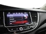Opel Mokka X 1.4 Turbo Innovation trekhaak, airco, cruisecontr, electr stoel, Apple Carplay/Android Auto, Achteruitrijcamera, Parkeersensor voor/achter De Opel Mokka X 1.4 Turbo Innovation is een ruime en luxe SUV die comfort en stijl perfect combineert. Dankzij de krachtige en soepele turbomotor biedt deze auto een prettige rijervaring, ter