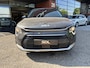 Kia Niro Hybrid 1.6 GDi DynamicLine // ADAPT. CRUISE // LED // CAMERA+SENSOREN // NAVI+CARPLAY // STUUR+STOELVERWARMING //