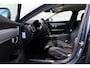 Volvo V90 2.0 T4 Momentum | Achteropkomend verkeer waarschuwing | Autonomous Emergency Braking | Bots herkenning en activatie | Cruise control adaptief | Rijstrooksensor met correctie | Achterbank verwarmd | Apple Carplay & Android Auto | Elektrisch verstelbare bestuurdersstoel met geheugen | Navigatiesysteem full map + hard disk | Stuurwiel verwarmd