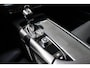 Volvo V90 2.0 T4 Momentum | Achteropkomend verkeer waarschuwing | Autonomous Emergency Braking | Bots herkenning en activatie | Cruise control adaptief | Rijstrooksensor met correctie | Achterbank verwarmd | Apple Carplay & Android Auto | Elektrisch verstelbare bestuurdersstoel met geheugen | Navigatiesysteem full map + hard disk | Stuurwiel verwarmd