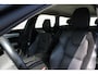 Volvo V90 2.0 T4 Momentum | Achteropkomend verkeer waarschuwing | Autonomous Emergency Braking | Bots herkenning en activatie | Cruise control adaptief | Rijstrooksensor met correctie | Achterbank verwarmd | Apple Carplay & Android Auto | Elektrisch verstelbare bestuurdersstoel met geheugen | Navigatiesysteem full map + hard disk | Stuurwiel verwarmd