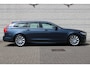 Volvo V90 2.0 T4 Momentum | Achteropkomend verkeer waarschuwing | Autonomous Emergency Braking | Bots herkenning en activatie | Cruise control adaptief | Rijstrooksensor met correctie | Achterbank verwarmd | Apple Carplay & Android Auto | Elektrisch verstelbare bestuurdersstoel met geheugen | Navigatiesysteem full map + hard disk | Stuurwiel verwarmd