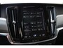 Volvo V90 2.0 T4 Momentum | Achteropkomend verkeer waarschuwing | Autonomous Emergency Braking | Bots herkenning en activatie | Cruise control adaptief | Rijstrooksensor met correctie | Achterbank verwarmd | Apple Carplay & Android Auto | Elektrisch verstelbare bestuurdersstoel met geheugen | Navigatiesysteem full map + hard disk | Stuurwiel verwarmd