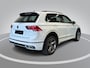 Volkswagen Tiguan 1.4 TSI eHybrid 245pk DSG R-Line Business · Camera · Inklap. Trekhaak · Dodehoeksensor · Parkeer Assistent · Stuur- & Stoelverwarming · 19"Velgen ·