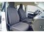 Volkswagen Up! 1.0 move up! BlueMotion / NL-Auto / Automaat / 5-Deurs / Airco / Beats velgen