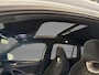 Volkswagen Tiguan 1.5 eHybrid 204pk DSG R-Line Edition · Panoramadak · 360 Camera · Inklap. Trekhaak · Matrix LED · Stuur- & Stoelverwarming + Massage · Achterbank verwarmd · Garantie t/m 09-10-2030 of 100.000km