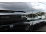 Volvo EX30 P3 Plus Europa 51 kWh | Stuurverwarming | Stoelverwarming | Elektrisch Verstelbare Stoelen Met Geheugen | BLIS | Elektrische Achterklep | Sfeerverlichting | Harman/Kardon | Google | Parkeersensoren Voor & Achter | Achteruitrijcamera | Keyless | Adaptieve Cruise Control | Pilot Assist | Lane Keeping | 18-Inch Lichtmetalen Velgen |