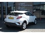 Toyota C-HR / C-HR+ 1.8 Hybrid Active Automaat | Adaptive Cruise Control | Climate Control | 4,2” kleurendisplay | 6 speakers | Toyota Touch® 2 multimediasysteem | Parkeerhulpcamera achter met hulplijnen | Automatisch di