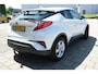 Toyota C-HR / C-HR+ 1.8 Hybrid Active Automaat | Adaptive Cruise Control | Climate Control | 4,2” kleurendisplay | 6 speakers | Toyota Touch® 2 multimediasysteem | Parkeerhulpcamera achter met hulplijnen | Automatisch di