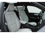 Volvo EX40 Single Motor Extended Range Ultra Europa 82 kWh 5 jaar garantie - (2 jaar extra fabrieksgarantie) | Dawn Fusion Microtech/textiel | Sierpaneel Van Urban Grid Aluminium | 20 inch lichtmetalen velgen | Extra getint glas achter | Verwarmde voorstoelen en stuurwiel | Verwarmbare Zitplaatsen Tweede Zitrij |