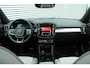 Volvo EX40 Single Motor Extended Range Ultra Europa 82 kWh 5 jaar garantie - (2 jaar extra fabrieksgarantie) | Dawn Fusion Microtech/textiel | Sierpaneel Van Urban Grid Aluminium | 20 inch lichtmetalen velgen | Extra getint glas achter | Verwarmde voorstoelen en stuurwiel | Verwarmbare Zitplaatsen Tweede Zitrij |
