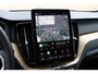 Volvo XC60 2.0 T6 Plug-in hybrid AWD Ultra Black Edition | B&W | Luchtvering | 22" | Full | UNIEK! | Facelift