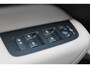 Volvo XC60 2.0 T6 Plug-in hybrid AWD Ultra Black Edition | B&W | Luchtvering | 22" | Full | UNIEK! | Facelift