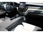 Volvo XC60 2.0 T6 Plug-in hybrid AWD Ultra Black Edition | B&W | Luchtvering | 22" | Full | UNIEK! | Facelift