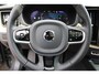 Volvo XC60 2.0 T6 Plug-in hybrid AWD Ultra Black Edition | B&W | Luchtvering | 22" | Full | UNIEK! | Facelift