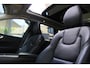 Volvo XC60 2.0 T8 Ultra Bright | Luchtvering | Massage | H/K | Head-Up