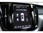 Volvo XC60 2.0 T6 Plug-in hybrid AWD Plus Black Edition | Panoramadak | H/K | Camera | Leder