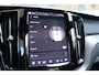 Volvo XC60 2.0 T6 Plug-in hybrid AWD Plus Black Edition | Panoramadak | H/K | Camera | Leder