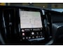 Volvo XC60 2.0 T6 Plug-in hybrid AWD Plus Black Edition | Panoramadak | H/K | Camera | Leder