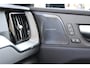 Volvo XC60 2.0 T6 Plug-in hybrid AWD Plus Black Edition | Panoramadak | H/K | Camera | Leder