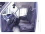 IVECO Daily 35S16 160 pk Aut. L2H2 Trekhaak 3.500 kg Airco ECC, Camera, Cruise Control, PDC achter, 3-Zits