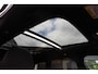Volvo XC60 2.0 T8 Plug-in hybrid AWD Ultra Black Edition | Luchtvering | B&W | Trekhaak | 22" | Massage | Full Options | Facelift