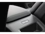 Volvo XC60 2.0 T8 Plug-in hybrid AWD Ultra Black Edition | Luchtvering | B&W | Trekhaak | 22" | Massage | Full Options | Facelift