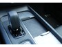 Volvo V60 2.0 B3 Essential Edition | Cruise Control | Semi elektrische trekhaak | Lederen stoelen | Google Services | Achteruitrijcamera | Stoelverwarming | Stuurwielverwarming | Achterbank verwarming