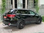 Mitsubishi Outlander 2.0 2WD Intense+ Black Line 7Persoons Automaat Navi Leder Sch-Dak Xenon 1E-Eigenaar Camera Stoelverwarming
