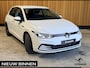 Volkswagen Golf 1.5 TSI Life Navi. Apple-carplay. PDC. Adaptive-cruise, 82500 KM met NAP