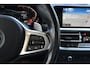 BMW 3-Serie 320i M Sport Pakket | Achteruitrijcamera | Carplay | Leer Alcan | Dealer onderhouden Nl Auto! 19" lmv