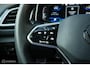 Volkswagen T-Roc 1.5 TSI R-Line | Pano | IQLed | 19 Inch | ACC | Keyless entry & Go | Trekhaak | Stoelverwarming | Virtual Dash