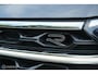 Volkswagen T-Roc 1.5 TSI R-Line | Pano | IQLed | 19 Inch | ACC | Keyless entry & Go | Trekhaak | Stoelverwarming | Virtual Dash