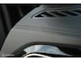 Volkswagen T-Roc 1.5 TSI R-Line | Pano | IQLed | 19 Inch | ACC | Keyless entry & Go | Trekhaak | Stoelverwarming | Virtual Dash