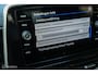 Volkswagen T-Roc 1.5 TSI R-Line | Pano | IQLed | 19 Inch | ACC | Keyless entry & Go | Trekhaak | Stoelverwarming | Virtual Dash