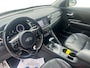 Kia Niro Hybrid 1.6 GDi ExecutiveLine | Compleet dealer onderhouden! | Elektrisch verstelbare stoelen incl. geheugenfunctie | Stoelverwarming- en koeling | JBL geluidsinstallatie | Dodehoekassistentie | Achteruitrijcamera | Navi | Climate control