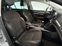 Renault Megane 1.3 TCe Business Edition One | Camera | HuD | Virtual | Bose | Sfeer | Trekhaak | Carplay | Cruise