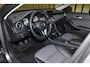 Mercedes-Benz GLA 200 Ambition 122dkm NL Auto Bi-Xenon Navi Airco Cruise + Nwe APK