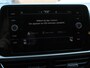 Volkswagen T-Roc 1.5 TSI 150pk DSG Life Navigatie Apple Carplay/Android Auto Adaptive Cruise Control Trekhaak Parkeersensoren Stoelverwarming Ledverlichting Getinte ramen Climate Control