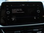 Volkswagen T-Roc 1.5 TSI 150pk DSG Life Navigatie Apple Carplay/Android Auto Adaptive Cruise Control Trekhaak Parkeersensoren Stoelverwarming Ledverlichting Getinte ramen Climate Control