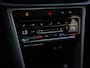 Volkswagen T-Roc 1.5 TSI 150pk DSG Life Navigatie Apple Carplay/Android Auto Adaptive Cruise Control Trekhaak Parkeersensoren Stoelverwarming Ledverlichting Getinte ramen Climate Control