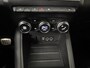 Renault Captur 1.6 E-Tech Plug-in Hybrid 160 R.S. Line | Trekhaak | Navigatie | Adaptive Cruise Control | Stoelverwarming | Achteruitrijcamera |