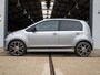Volkswagen Up! 1.0 TSI GTI *Pano | Clima | Stoelverwarming | Camera | Sensoren | 17" | LED*